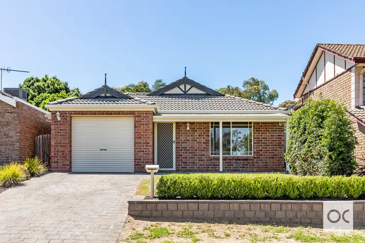 2 Chesterfield Walk, Hillbank SA 5112