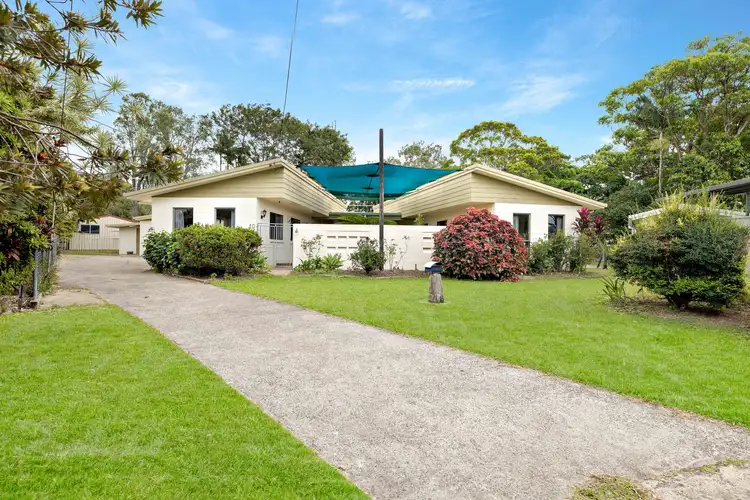 10 Carina Close, White Rock QLD 4868
