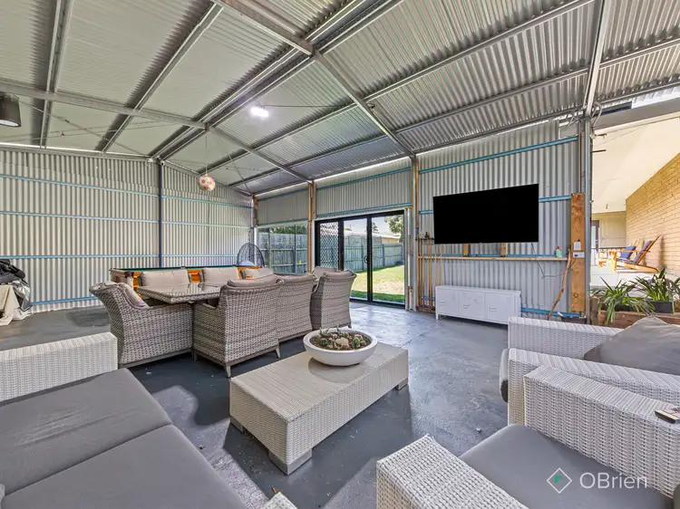 406 McClelland Drive, Langwarrin VIC 3910