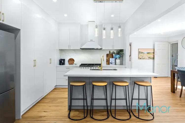 11 Dobson Crescent, Baulkham Hills NSW 2153