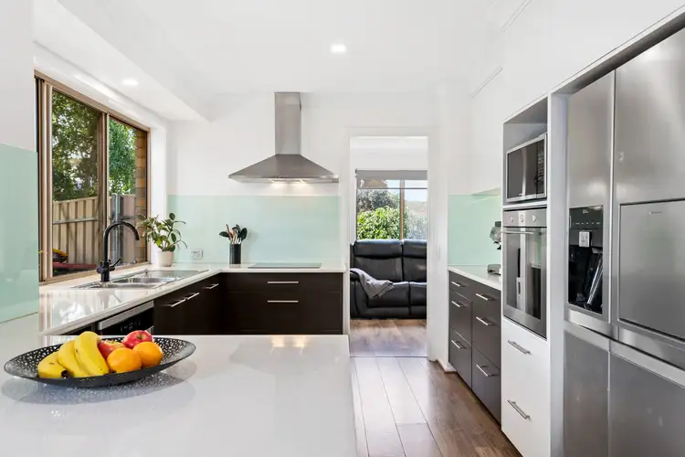 17 Joseph Way, Woodcroft SA 5162