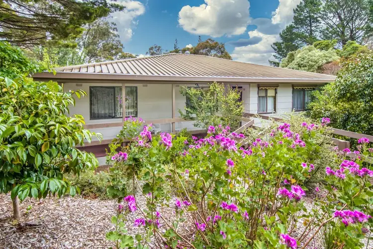 29 Temple Road, Selby VIC 3159