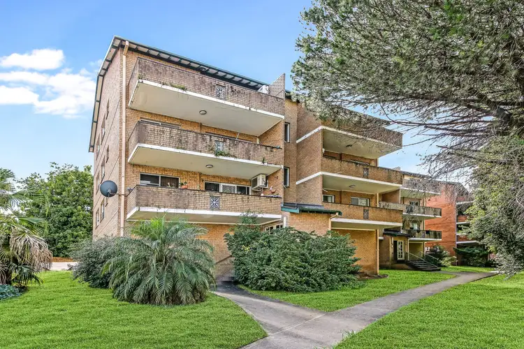 Main view of Homely unit listing, 3/18 Bobart Street, Parramatta NSW 2150