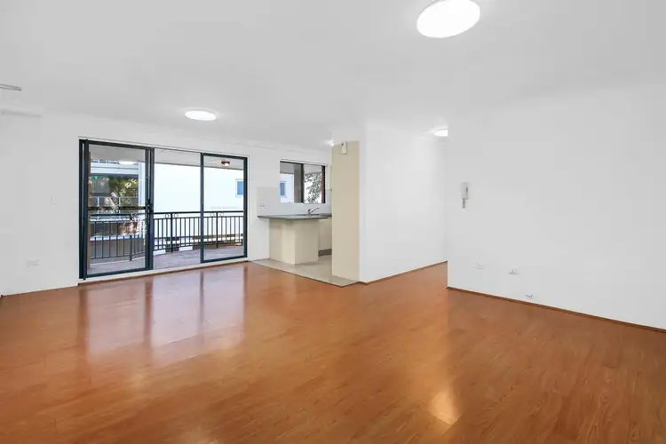 Third view of Homely unit listing, 6/89 Stapleton Street, Pendle Hill NSW 2145