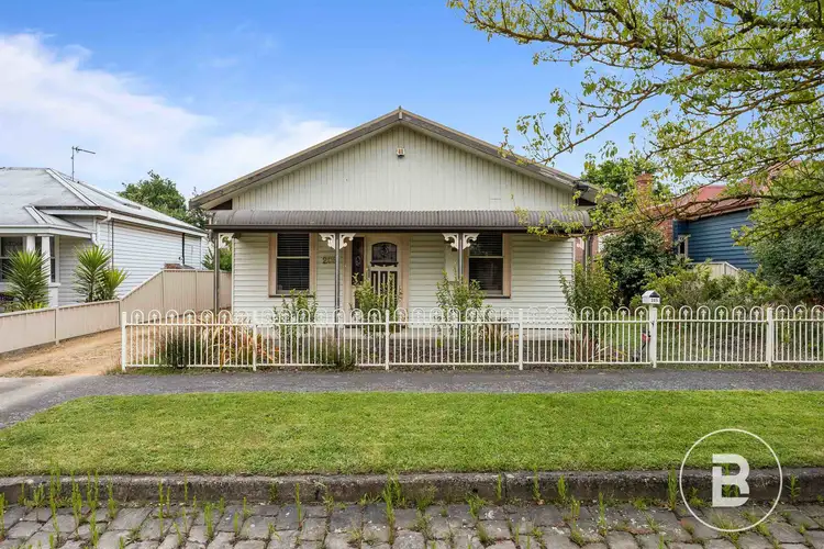 205 Clyde Street, Soldiers Hill VIC 3350