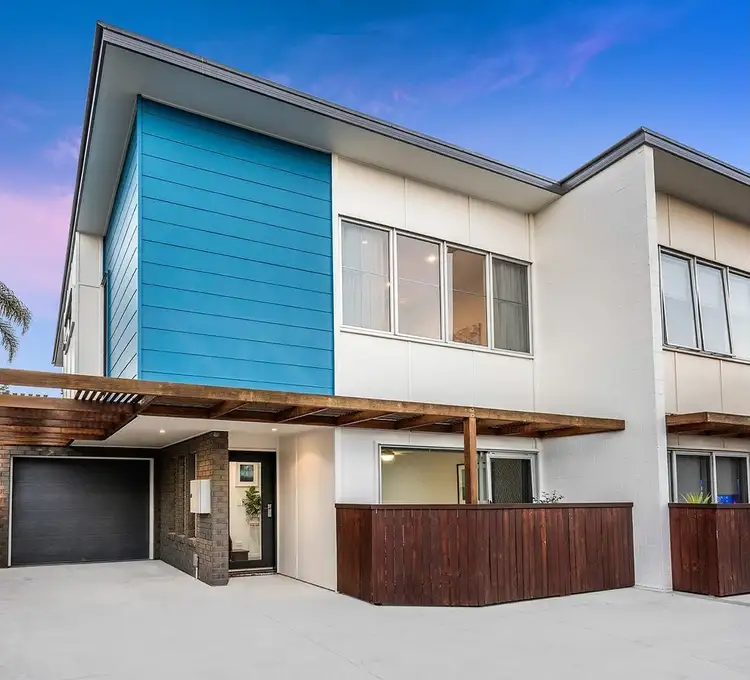 2/51 Lancaster Street, Coorparoo QLD 4151