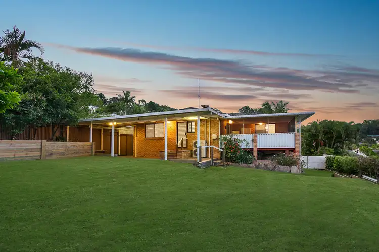8 Jandakot Court, Elanora QLD 4221