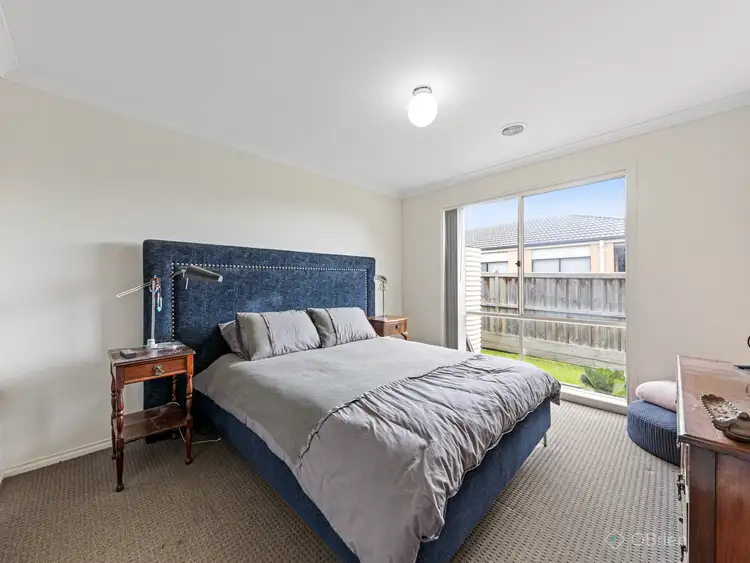 Fifth view of Homely house listing, 3 Tamara Circuit, Langwarrin VIC 3910