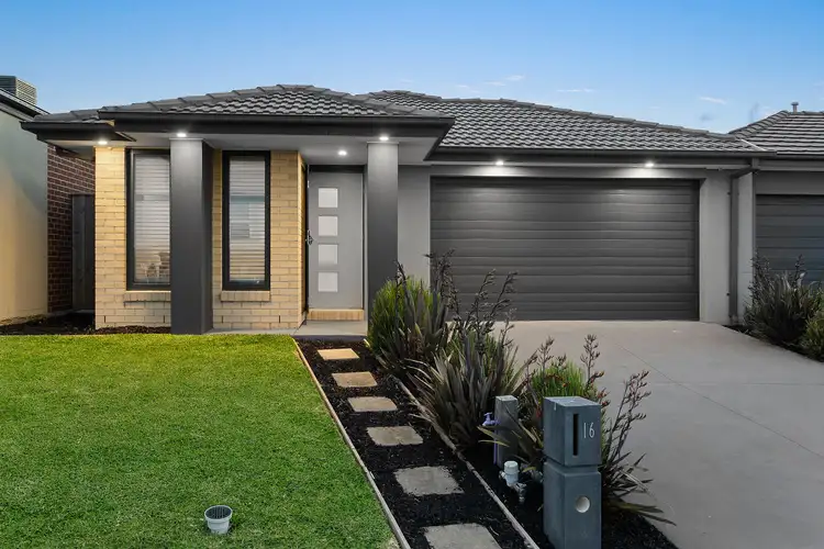 Main view of Homely house listing, 16 Chambers Crescent, Cranbourne North VIC 3977