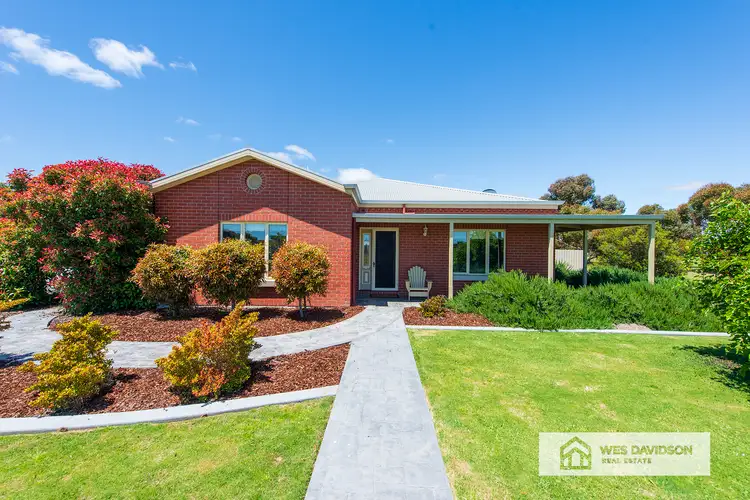 4 Creasey Court, Vectis VIC 3401