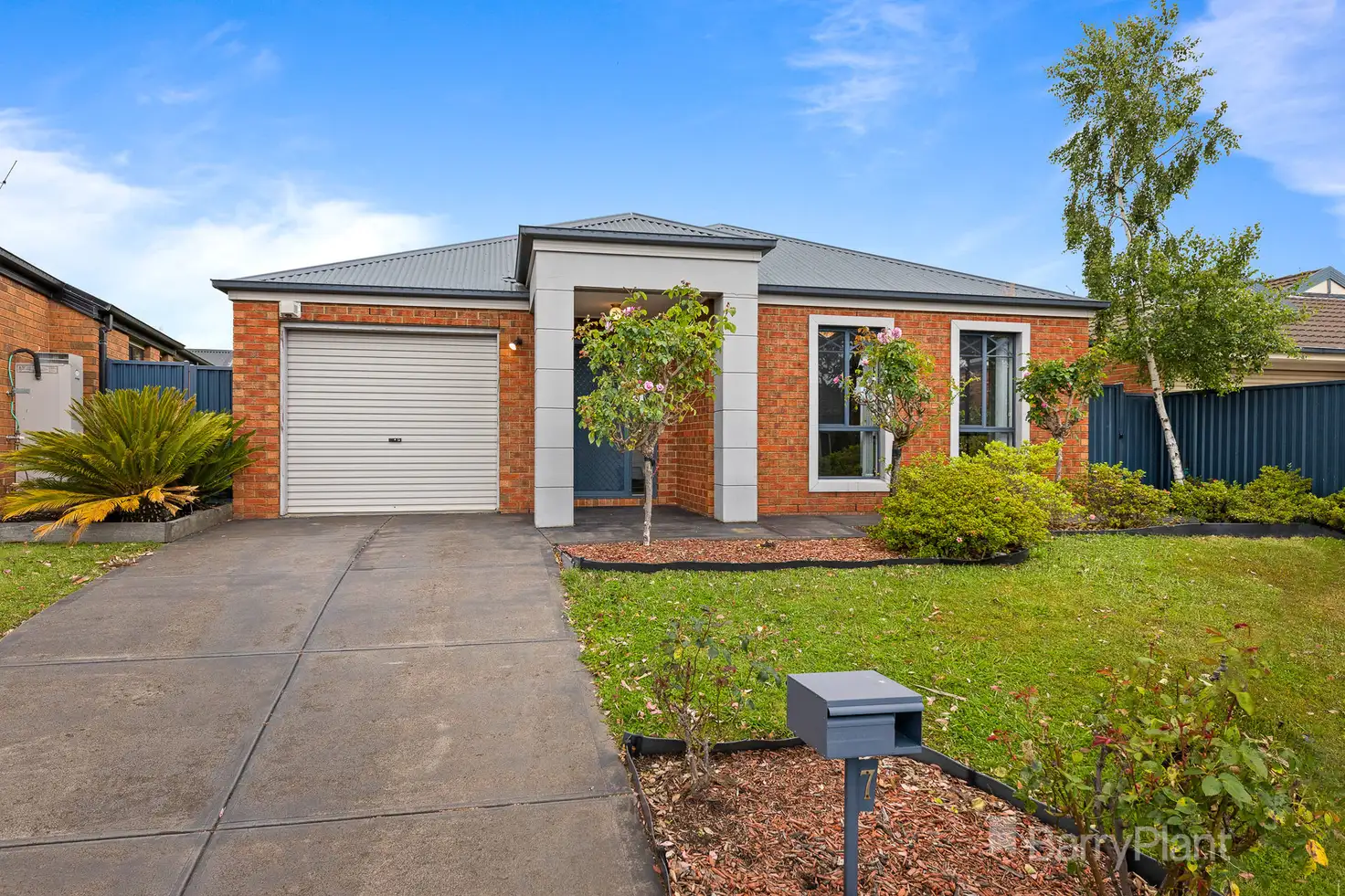 Main view of Homely house listing, 7 Kingsdale Crescent, Pakenham VIC 3810