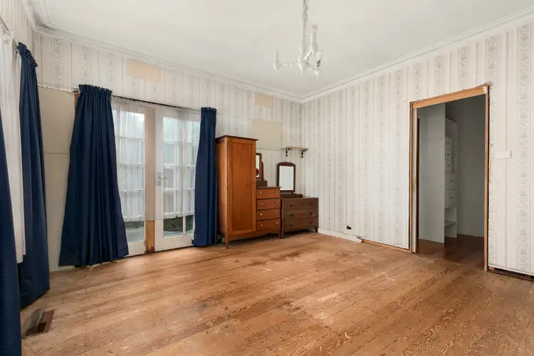 Fifth view of Homely house listing, 58 Carnarvon Road, Strathmore VIC 3041