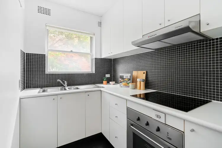 Third view of Homely apartment listing, 3/100 Wentworth Street, Randwick NSW 2031