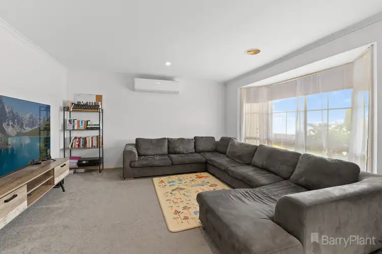 Fifth view of Homely house listing, 17 McCaffery Rise, Pakenham VIC 3810
