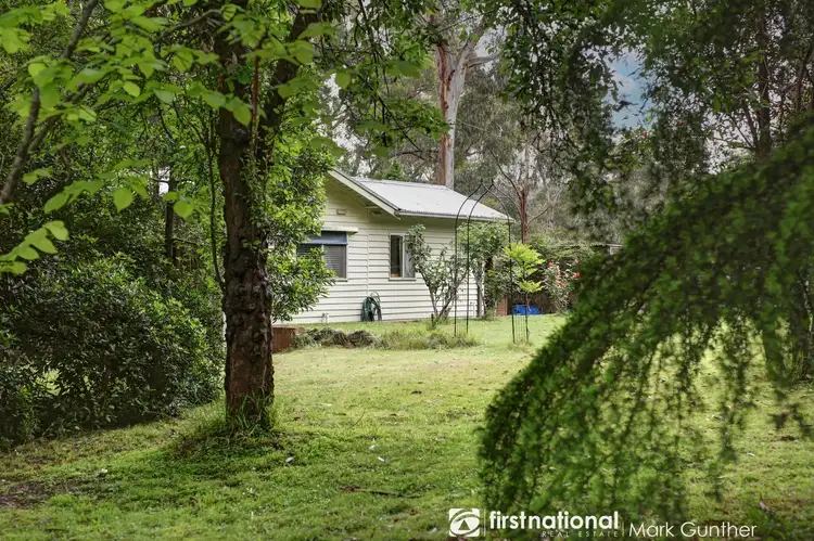 18-20 Birdwood Avenue, Healesville VIC 3777
