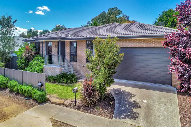 11 Farrall Court