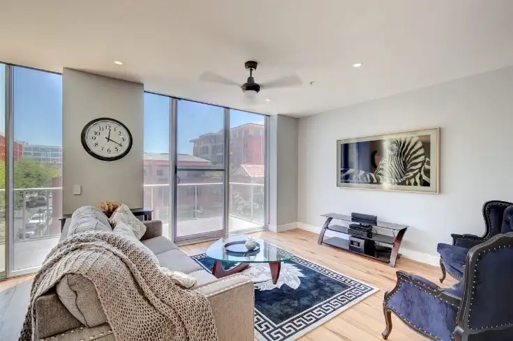 205/211 Grenfell Street
