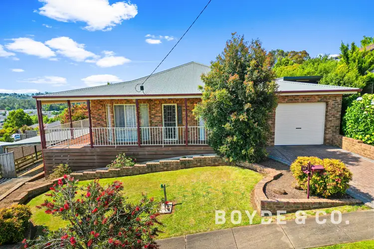 22 Hatfield Drive, Drouin VIC 3818