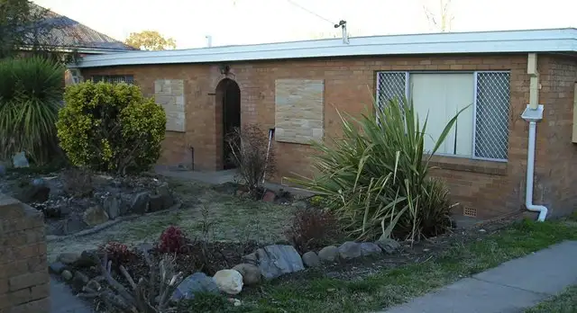 Main view of Homely unit listing, 1/172 Stewart Street, Bathurst NSW 2795