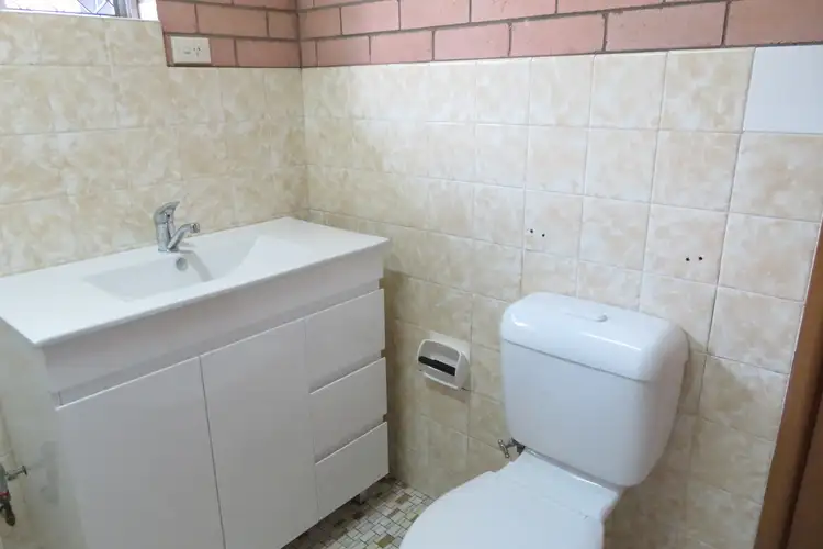 Fourth view of Homely unit listing, 1/172 Stewart Street, Bathurst NSW 2795