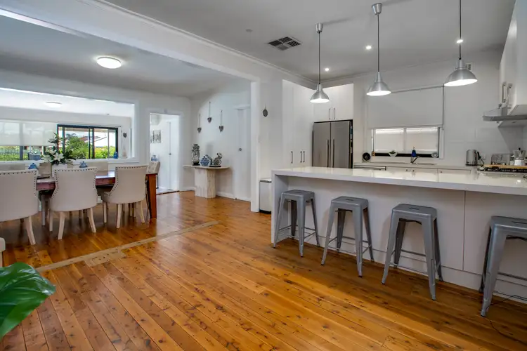 Sixth view of Homely house listing, 522 McKenzie Street, Lavington NSW 2641