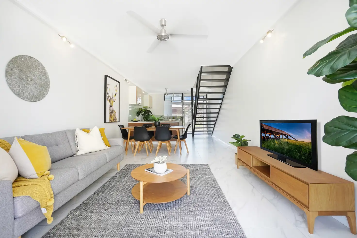 Main view of Homely townhouse listing, 5/16 Vanderlin Drive, Wagaman NT 810