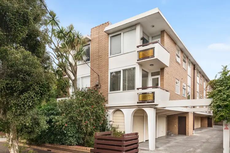 3/1 Hartpury Avenue, Elwood VIC 3184