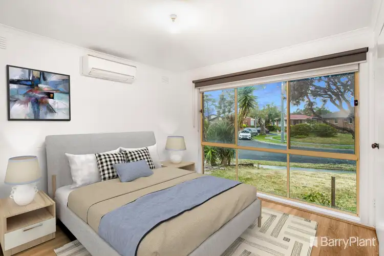 Fifth view of Homely house listing, 12 Meadowbrook Place, Keysborough VIC 3173