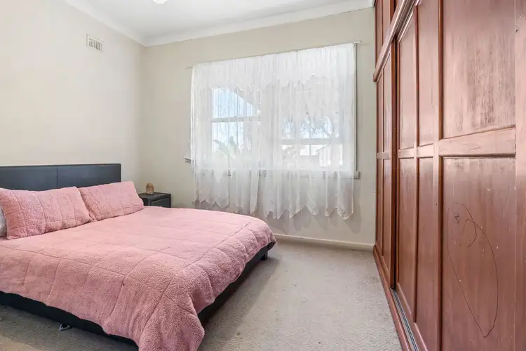 Sixth view of Homely house listing, 210 SIXTEENTH Street, Renmark SA 5341