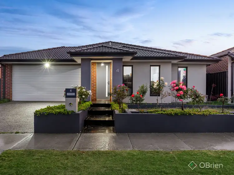 4 Maximus Way, Clyde VIC 3978