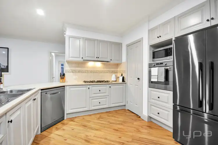 Sixth view of Homely house listing, 33 Chesterton Avenue, Tarneit VIC 3029