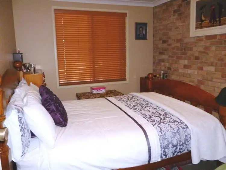 Fourth view of Homely unit listing, 2/7 Gale Court, Raymond Terrace NSW 2324