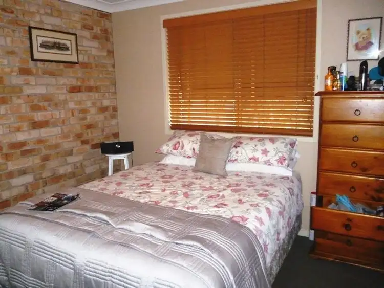 Fifth view of Homely unit listing, 2/7 Gale Court, Raymond Terrace NSW 2324