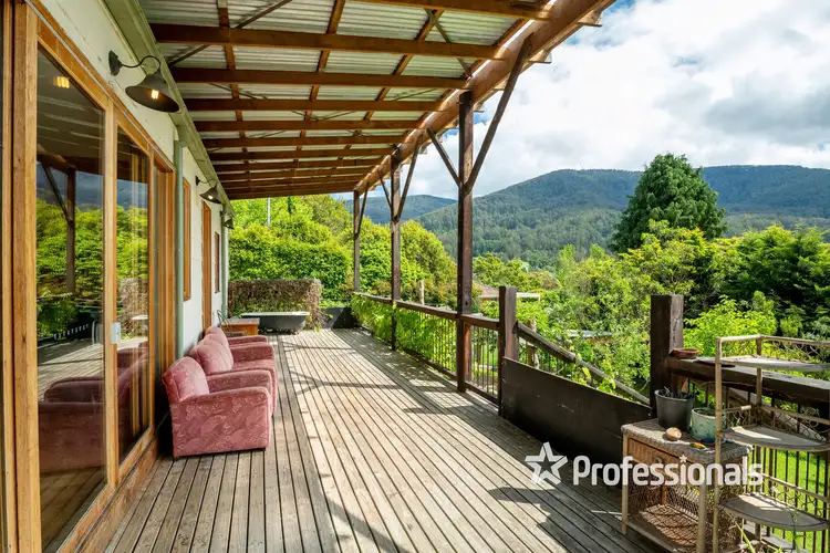 18 Leila Road, Warburton VIC 3799