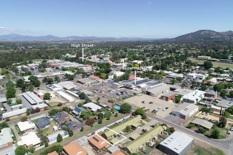 8/11 Early Street, Mansfield VIC 3722