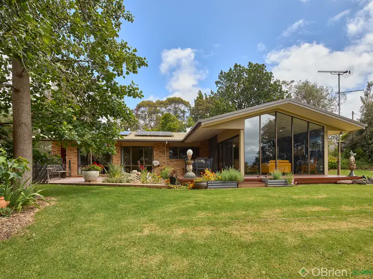 18 Cook Road, Drouin VIC 3818