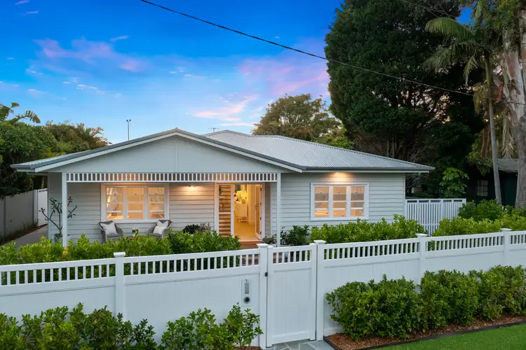 1a Bateau Bay Road, Bateau Bay NSW 2261