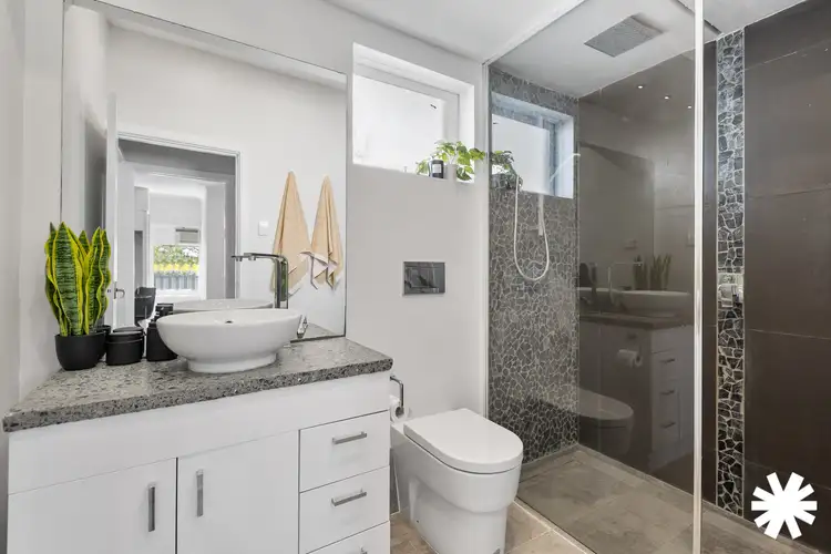 Fifth view of Homely house listing, 2 Lamb Avenue, Bentley WA 6102