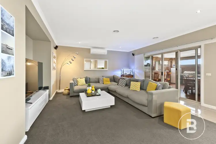 Second view of Homely house listing, 2 Creekstone Drive, Alfredton VIC 3350