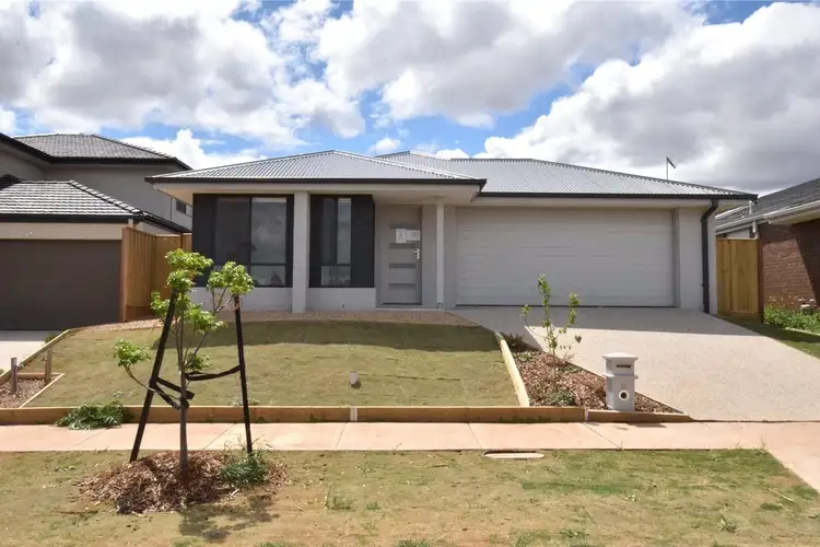 16 Honeyblossom Street