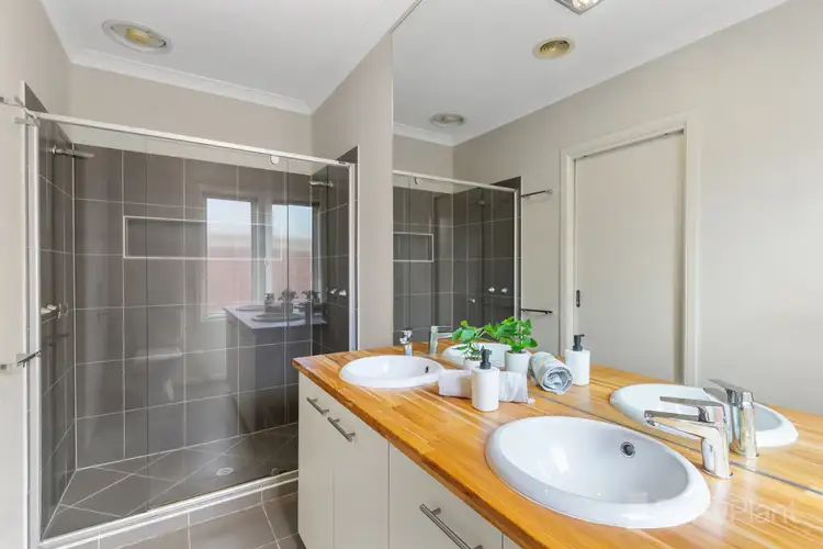 Fifth view of Homely house listing, 8 Riparian Way, Ferntree Gully VIC 3156