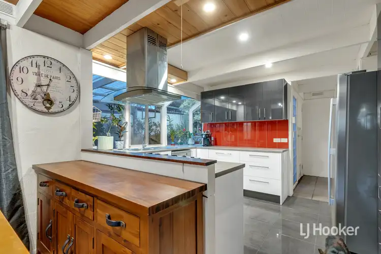 Sixth view of Homely house listing, 25 Quirk Court, Endeavour Hills VIC 3802