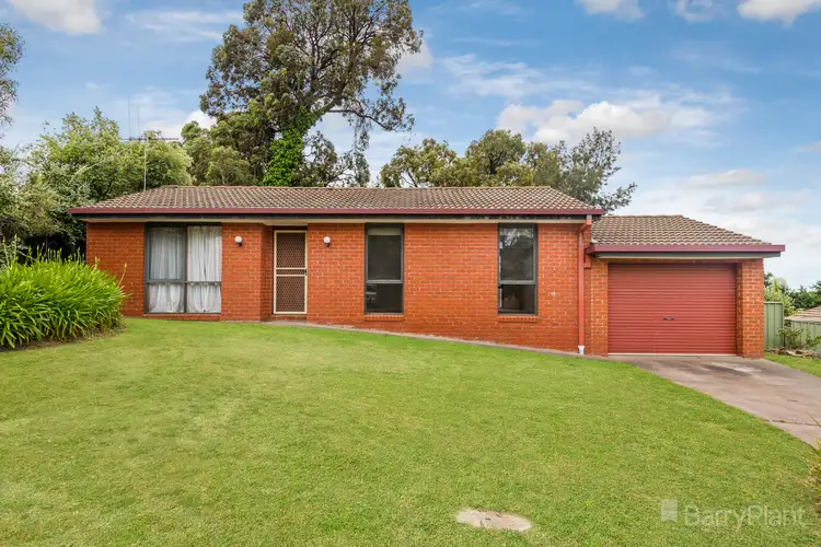 10 Molesworth Road, Kangaroo Flat VIC 3555