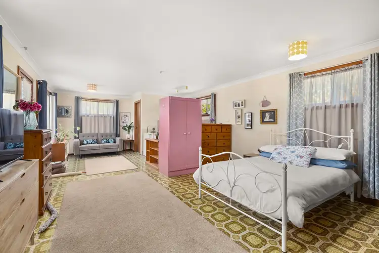 Fifth view of Homely house listing, 18 St George Avenue, Vincentia NSW 2540