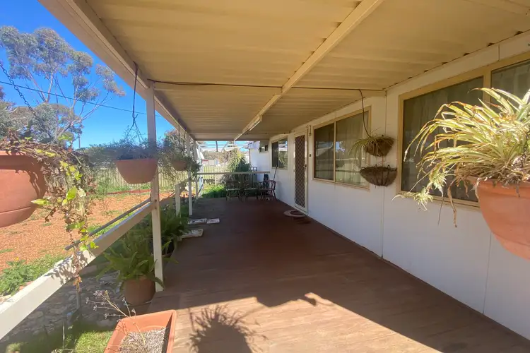 100 Harper Street, Beverley WA 6304