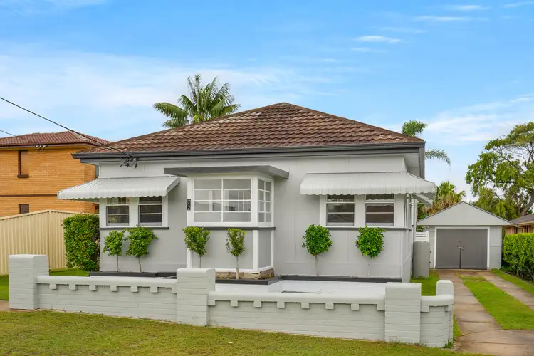 22 Broonarra Street, The Entrance NSW 2261