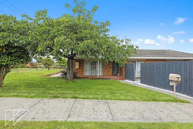 Second view of Homely house listing, 5 Tarago Court, Warragul VIC 3820