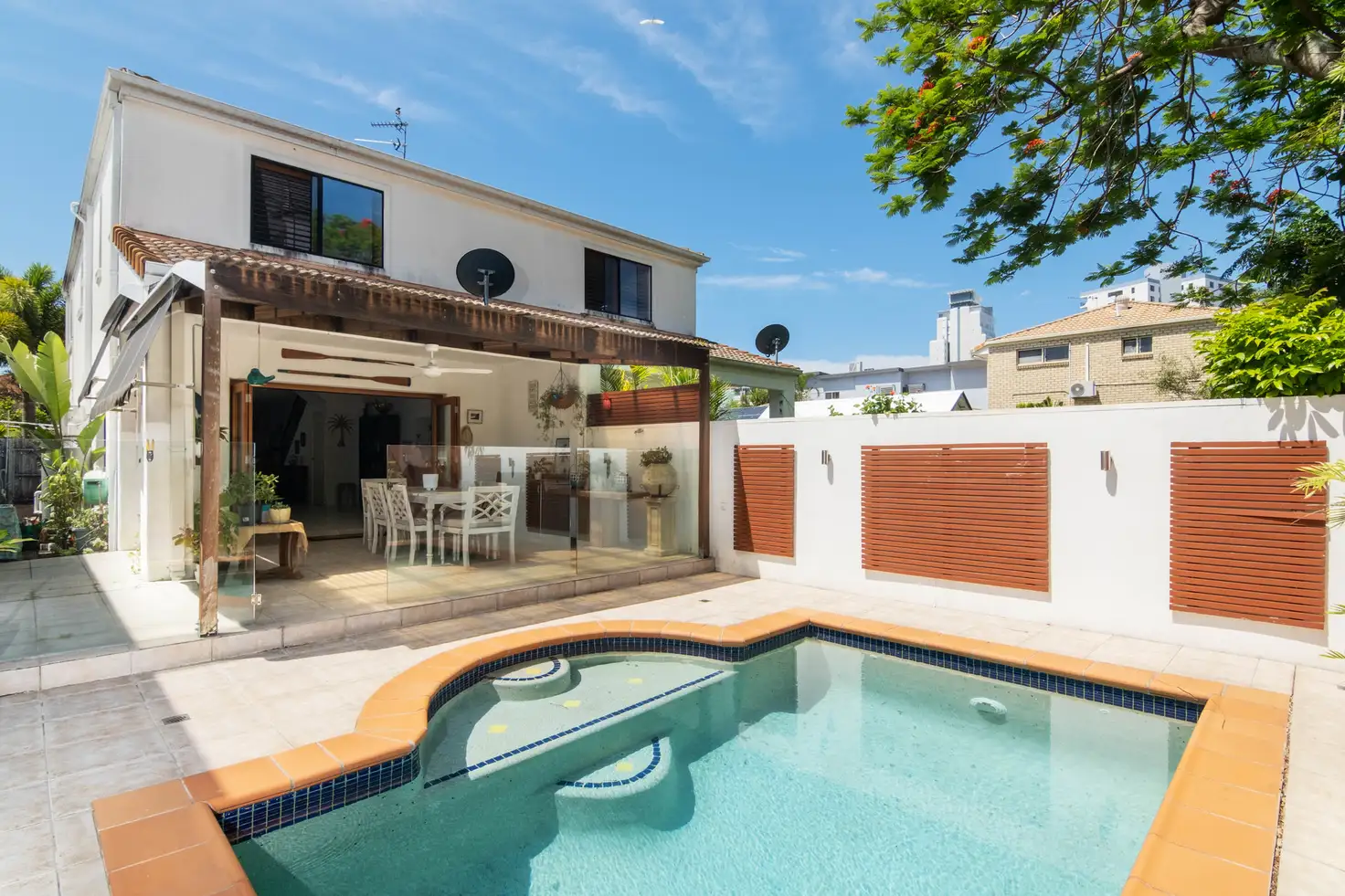 Main view of Homely semi-detached listing, 2/18 Ferny Fairway, Burleigh Heads QLD 4220