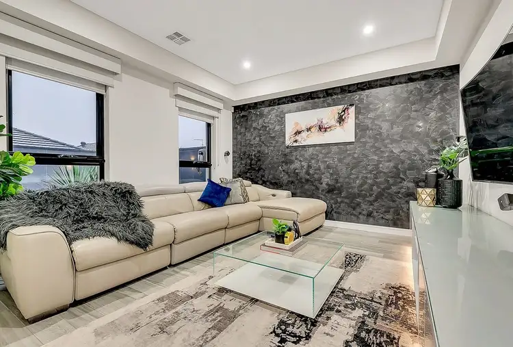 Sixth view of Homely house listing, 21 Bradshaw Avenue, Craigieburn VIC 3064