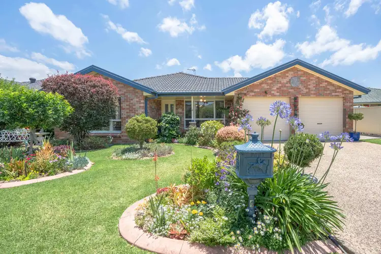 6 Lisa Place, Rutherford NSW 2320
